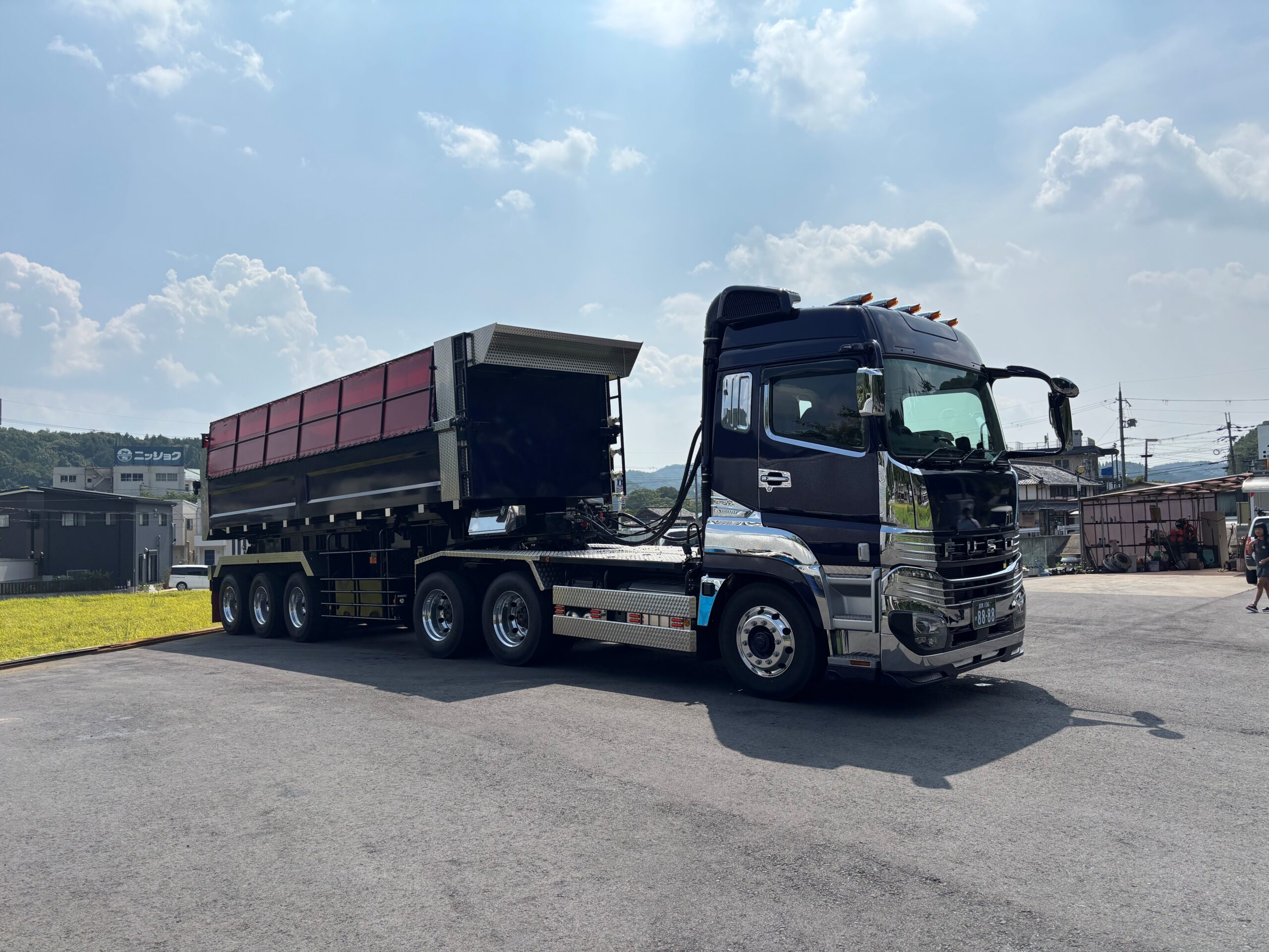 トレーラー ダンプ式 車検1年くらいあったはずです トレーラーダンプ(^^)/ | 滋賀・京都で建設資材・産業廃棄物の運搬なら